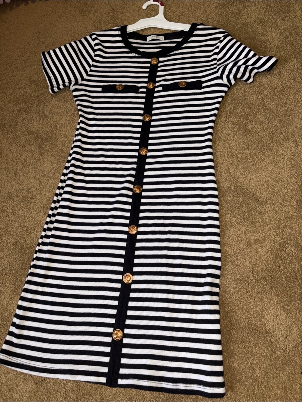 Short sleeve stripes dress